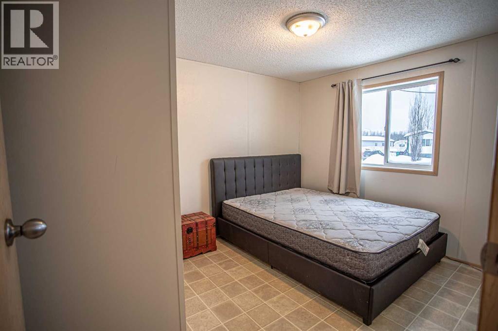 15 Dewberry Road - 6