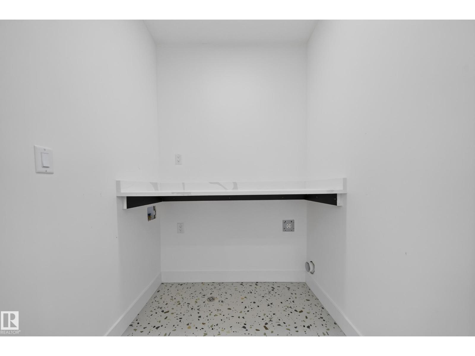 508 Robinson BV - Image 40