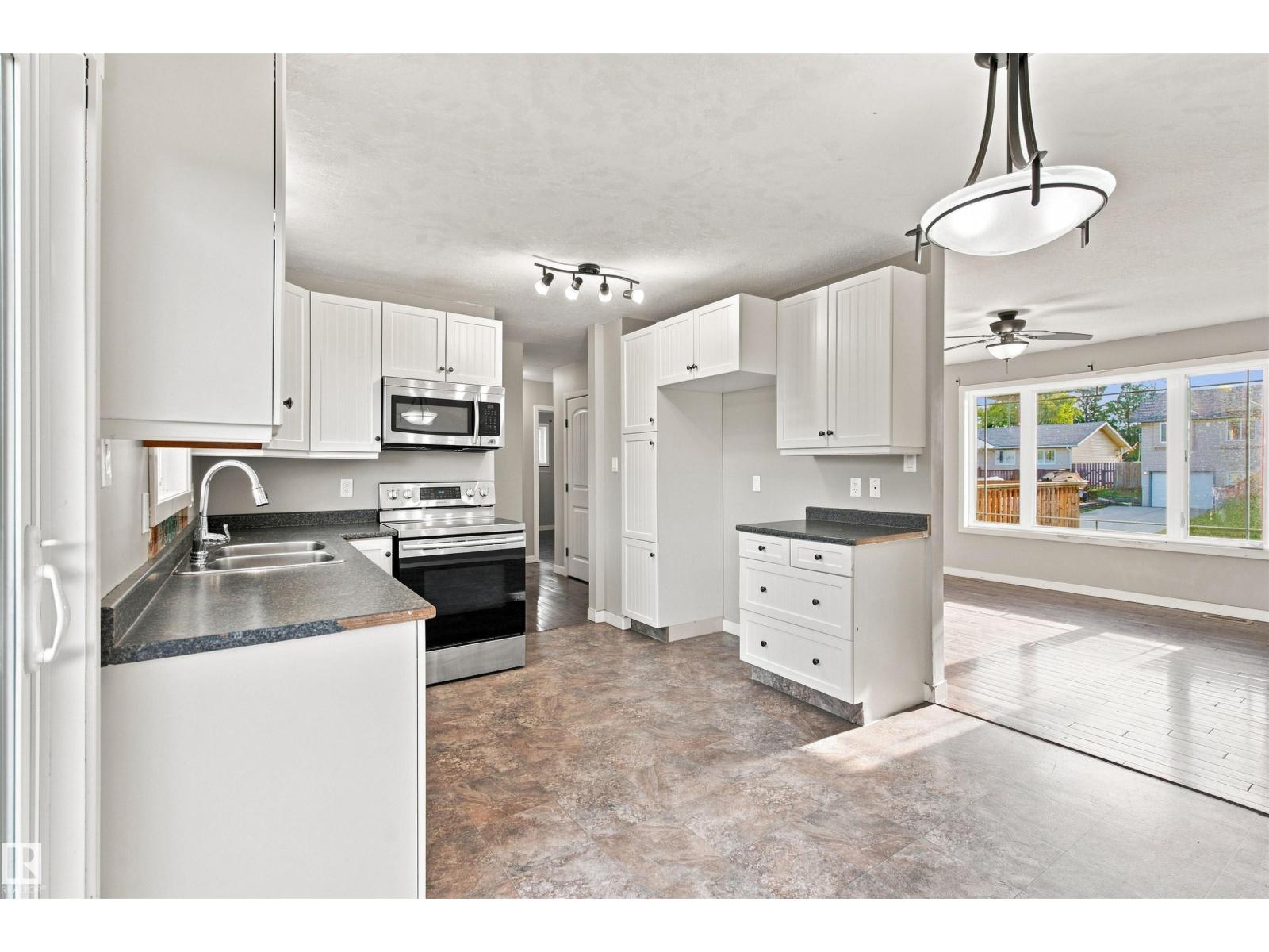 1317 11 ST - 6