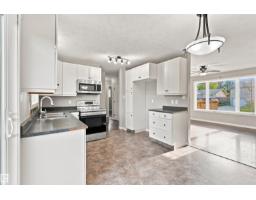 Bedroom 3 - 1317 11 St, Cold Lake, AB T9M1J5 Photo 6