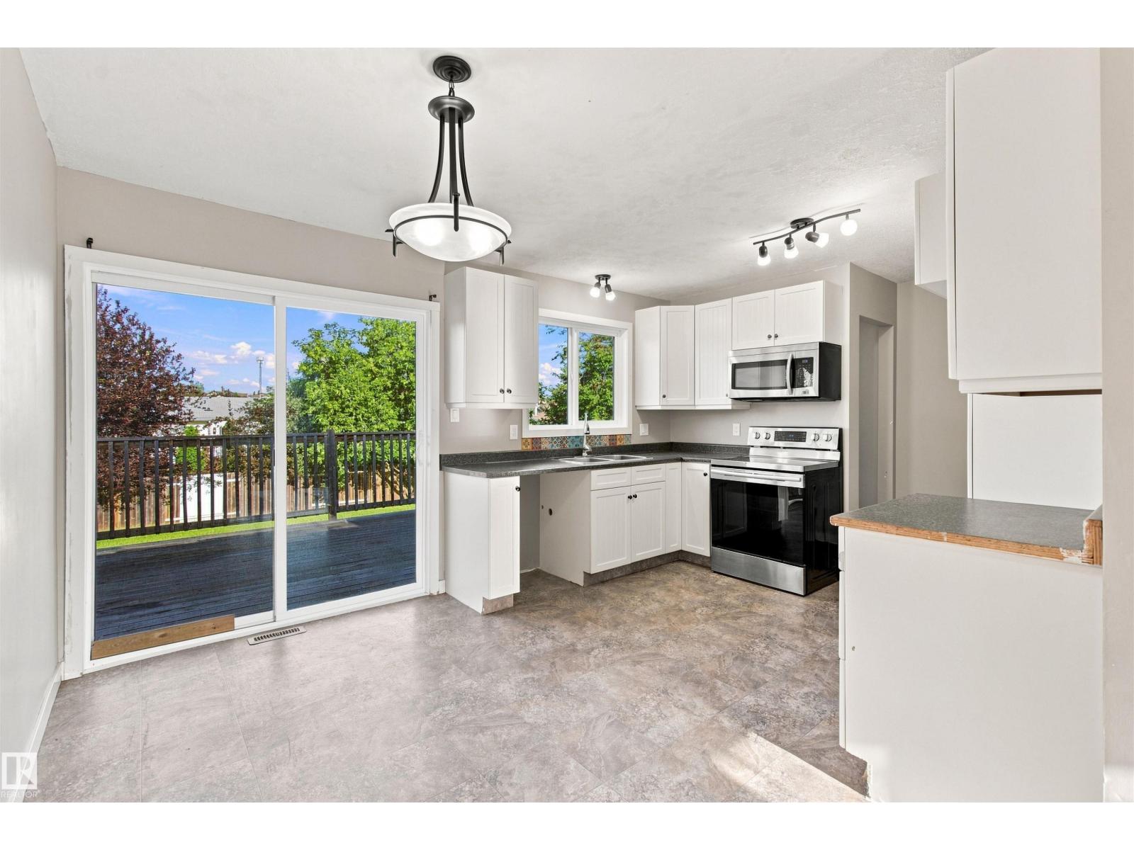 1317 11 Street - Photo 7