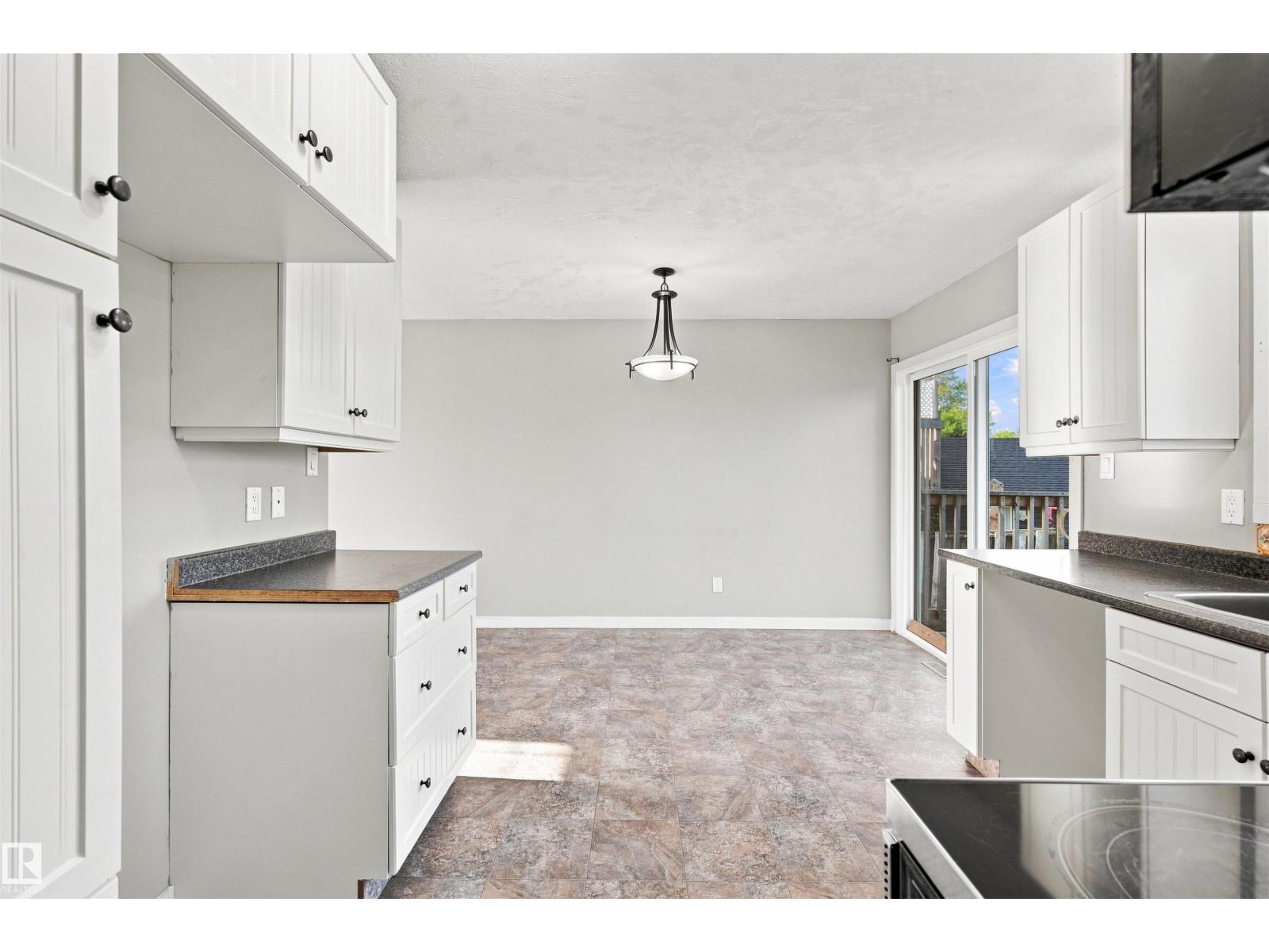 1317 11 Street - Photo 8