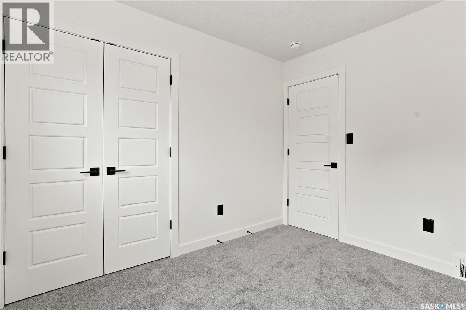 1220 H AVENUE N - 23