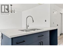 4pc Bathroom - 1220 H Avenue N, Saskatoon, SK S7L2E2 Photo 10