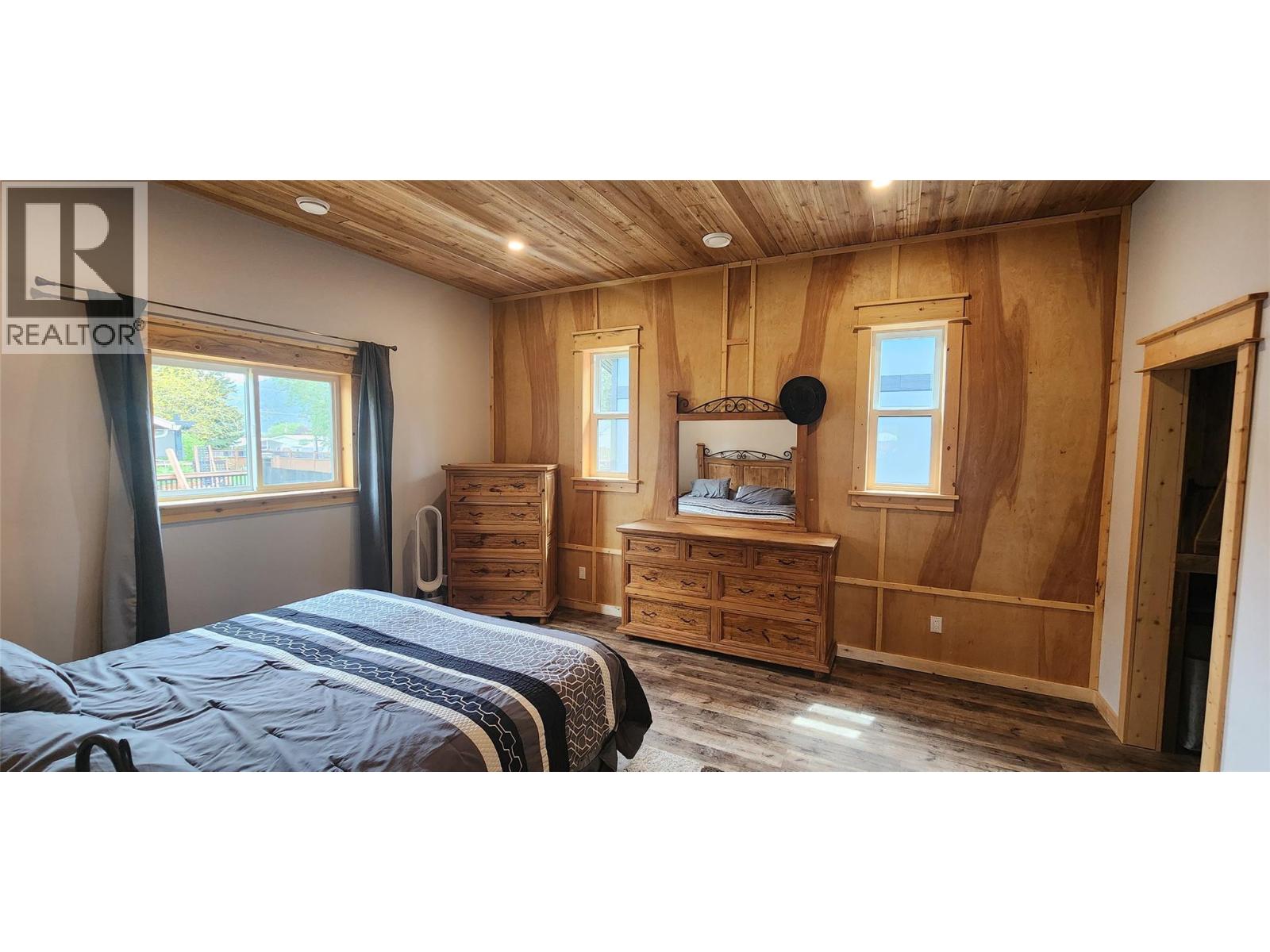 90 Sagamore Road - 31
