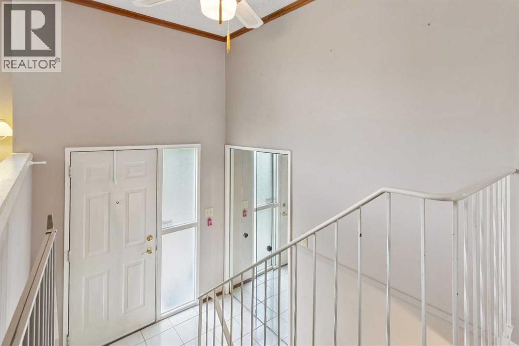 107 Bermuda Drive NW, Beddington Heights, Calgary photo 4