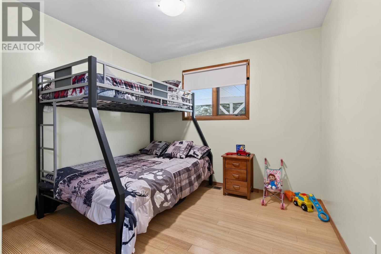 1 Eagle DR - Image 27