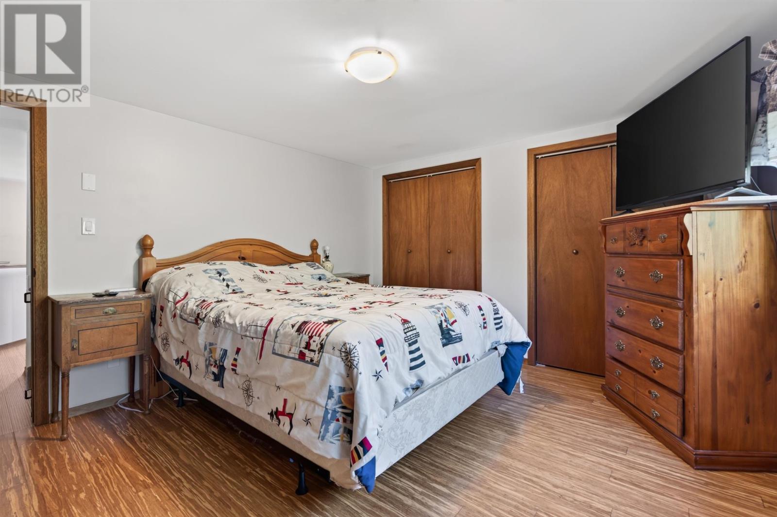 1 Eagle DR - Image 32