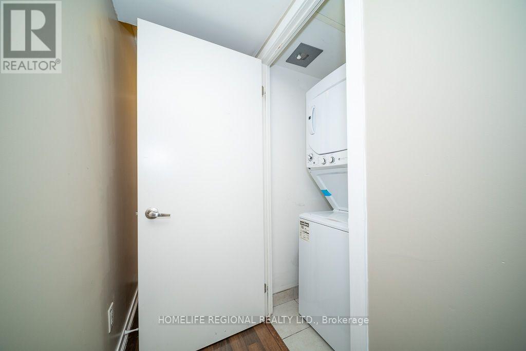 #1520 38 JOE SHUSTER WAY - 12