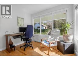 Ensuite - 2664 Heald Rd, Shawnigan Lake, BC V0R2W0 Photo 10