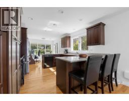 Dining room - 2664 Heald Rd, Shawnigan Lake, BC V0R2W0 Photo 12