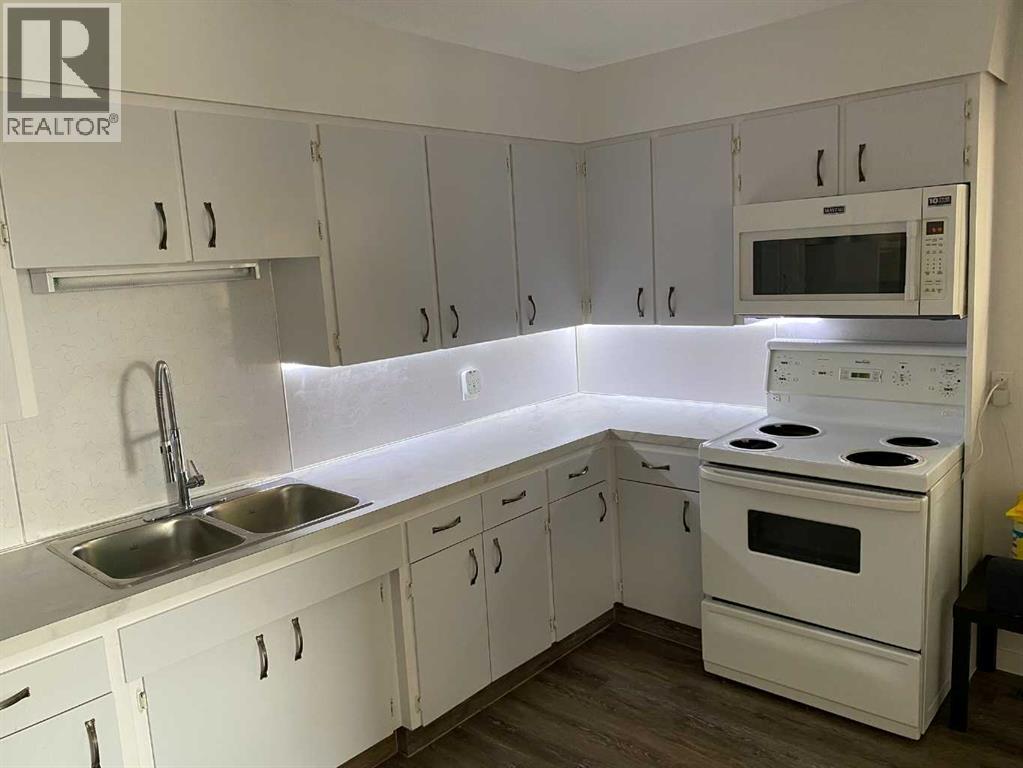 422 5 Street SE - Image 7