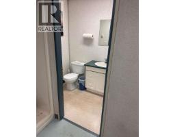 Photo 12 of 14, 100 952 4TH AVENUE · Prince George, BC