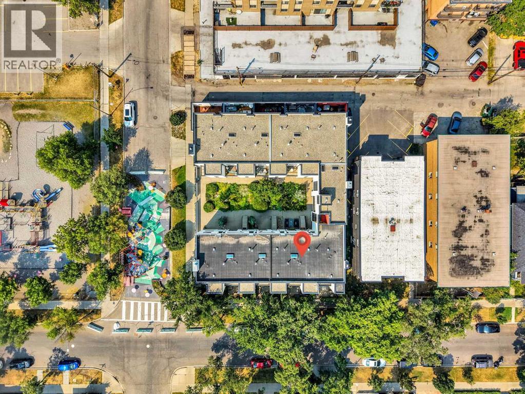 1042 13 Avenue SW - Image 42