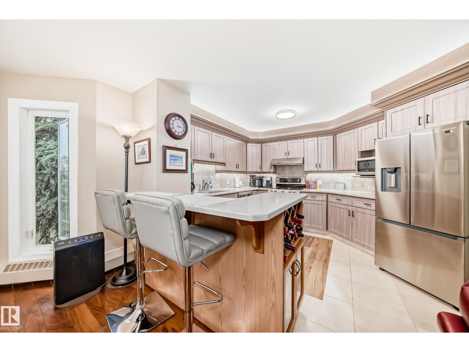 512 3 PERRON Street - Photo 8