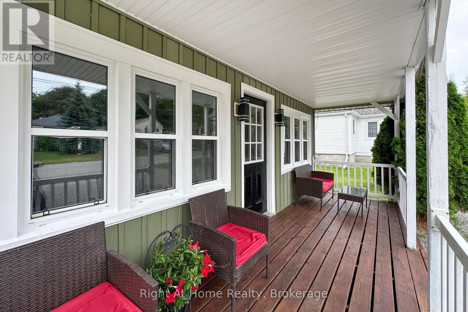 39 LAKEVIEW AVENUE - Image 24