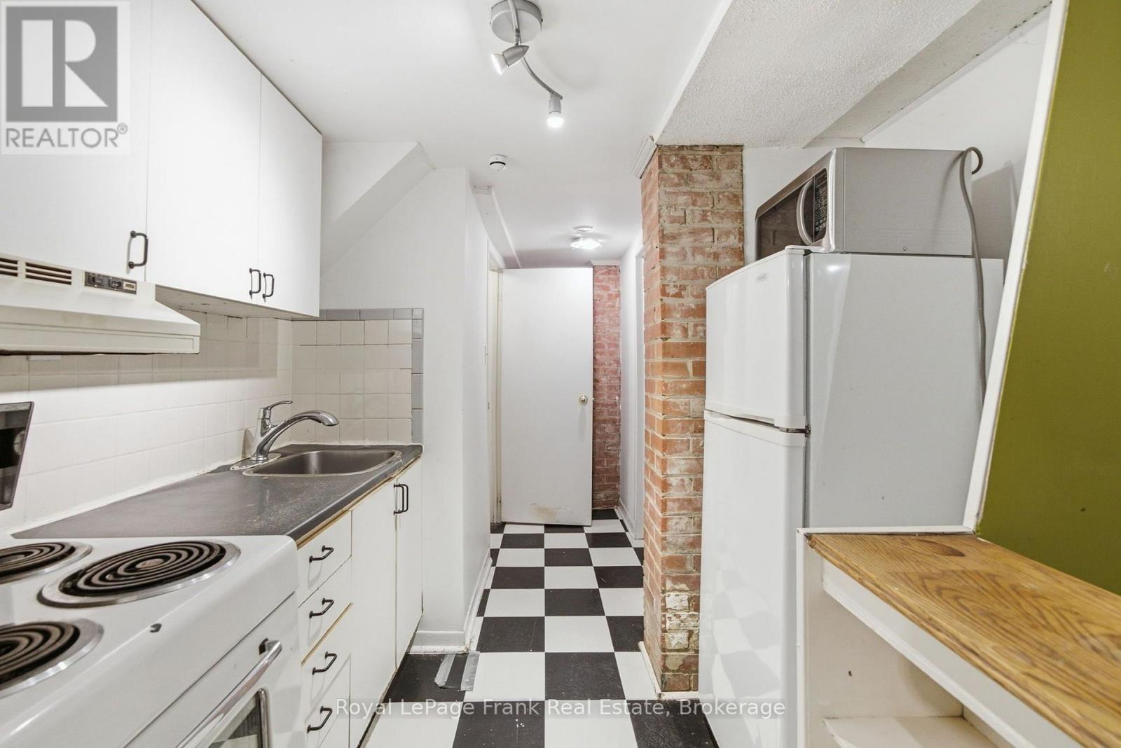 778 SHAW STREET - 14