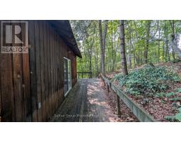 213 Woodland Drive, Huntsville, ON P1H1A7 Photo 8