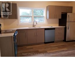 Primary Bedroom - 850 11th Street W, Owen Sound, ON N4K3T3 Photo 10