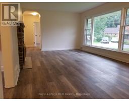 Bedroom 2 - 850 11th Street W, Owen Sound, ON N4K3T3 Photo 6