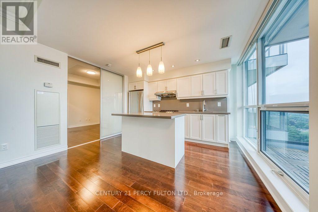 #1320 2885 BAYVIEW AVENUE - 15