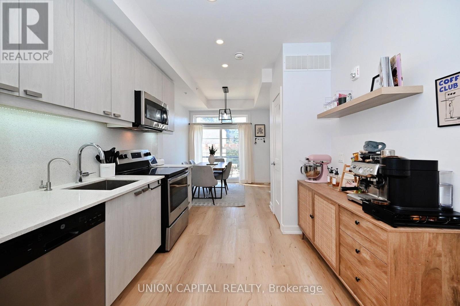 #39 57 FINCH AVENUE W - 8