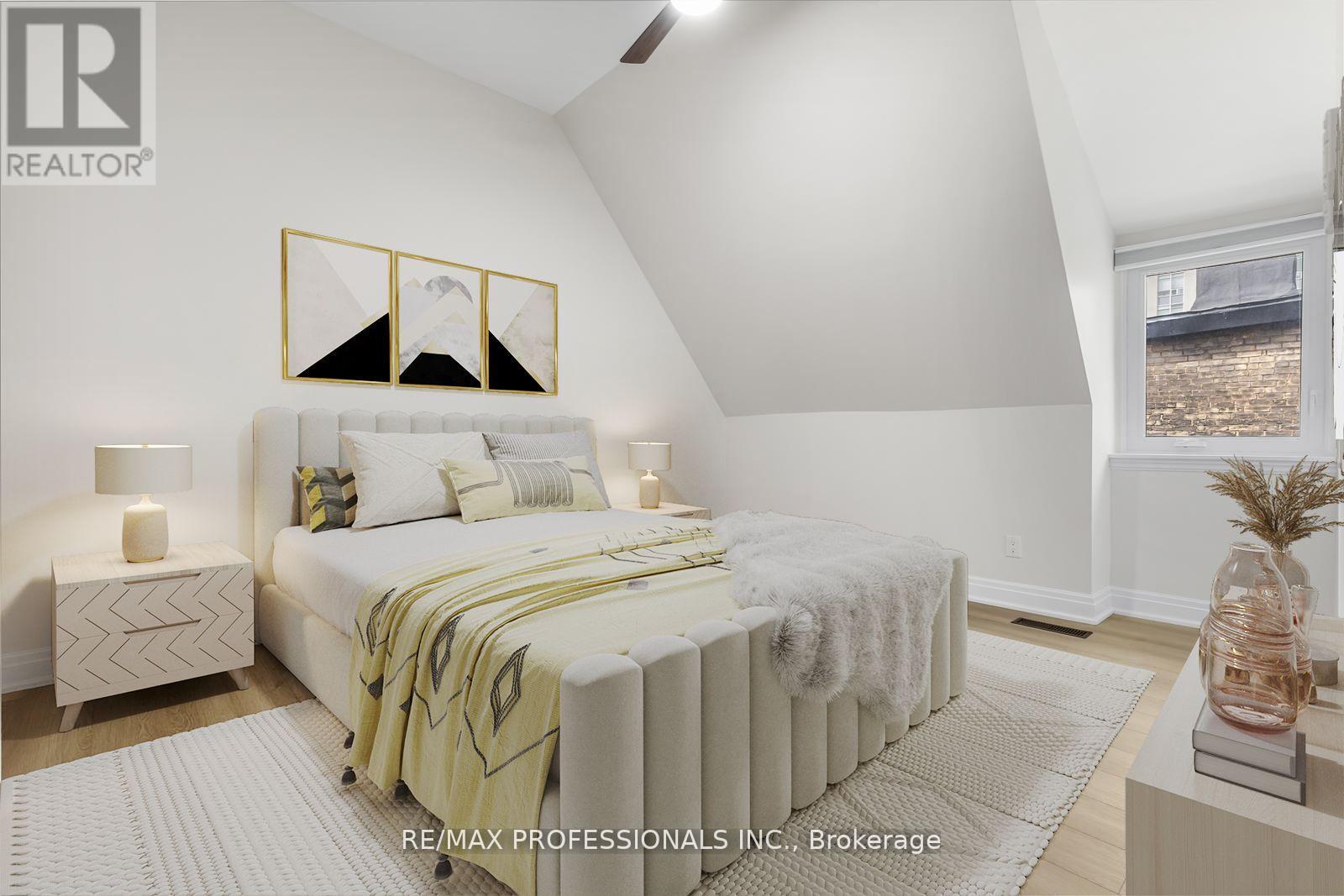 #C 253 WELLESLEY STREET E - 20