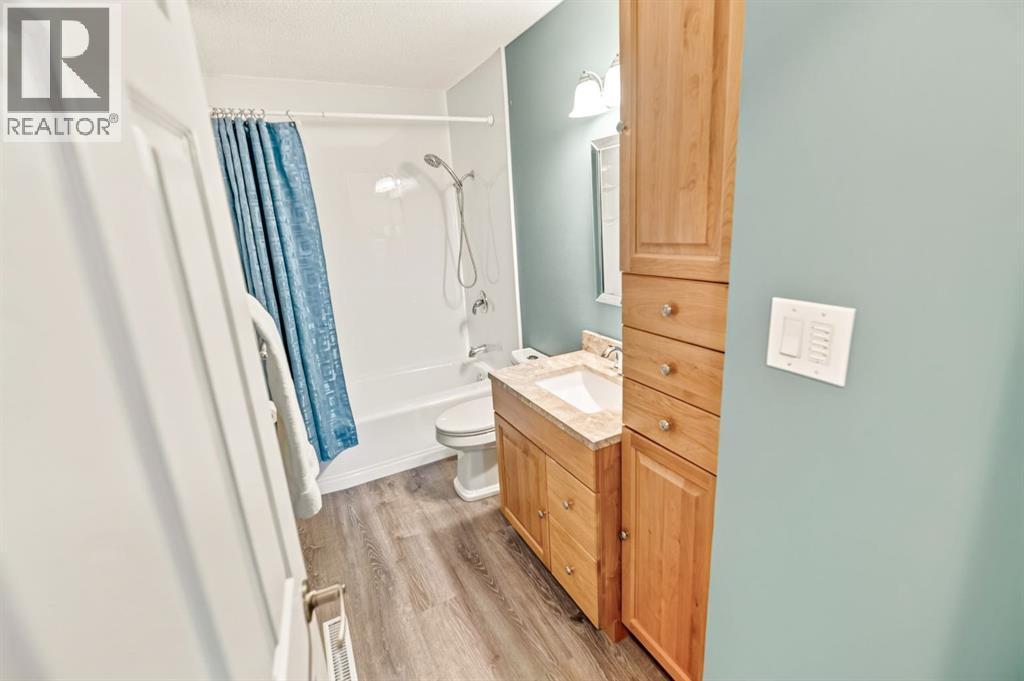 21 Malcolm Crescent - Image 12