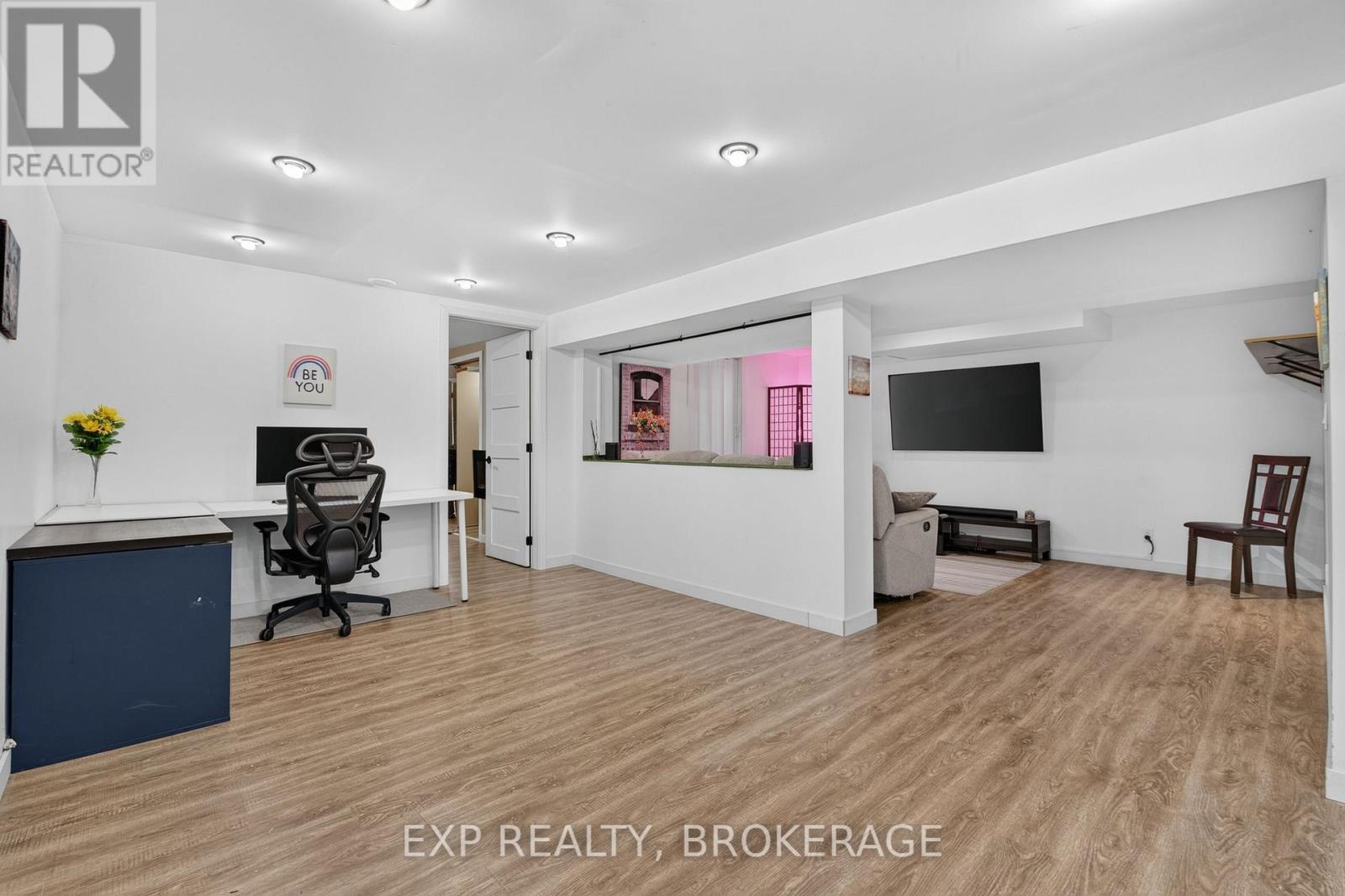 659 SUSSEX BOULEVARD - Image 21