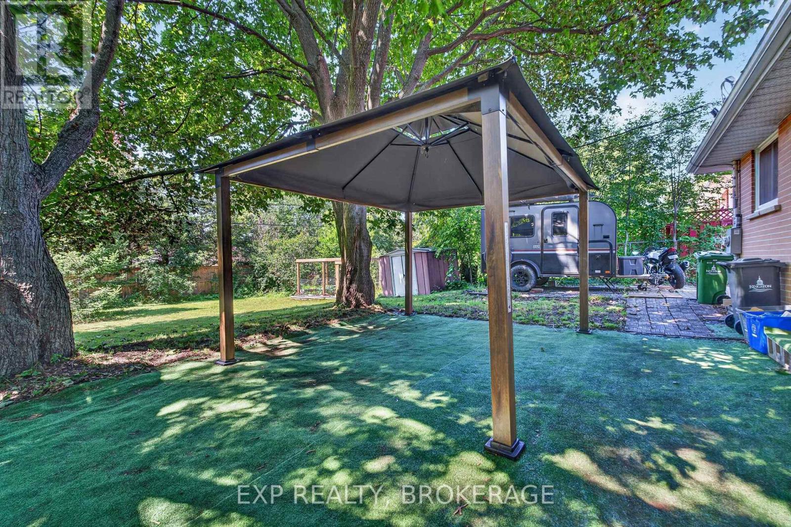 659 SUSSEX BOULEVARD - Image 27