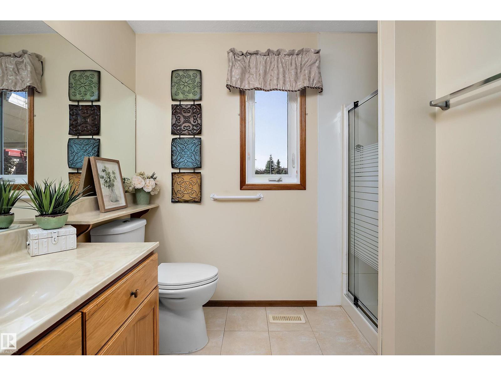 4823 32 Avenue NW - Photo 12