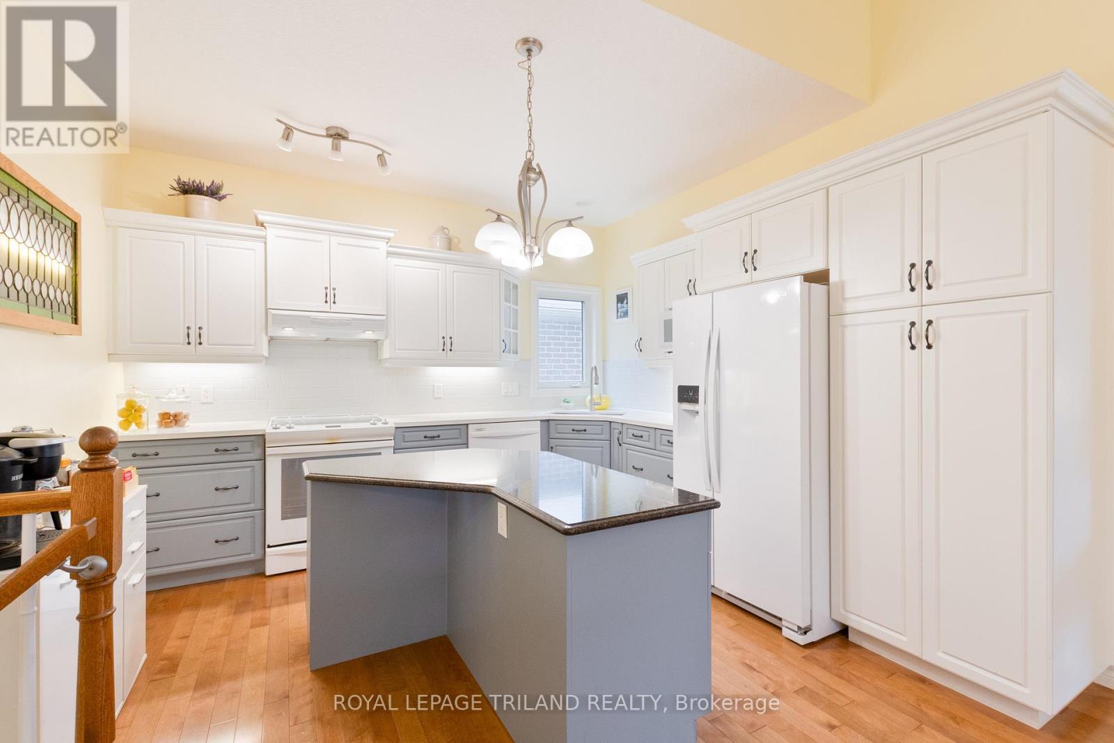 87 PINE VALLEY DRIVE - 3