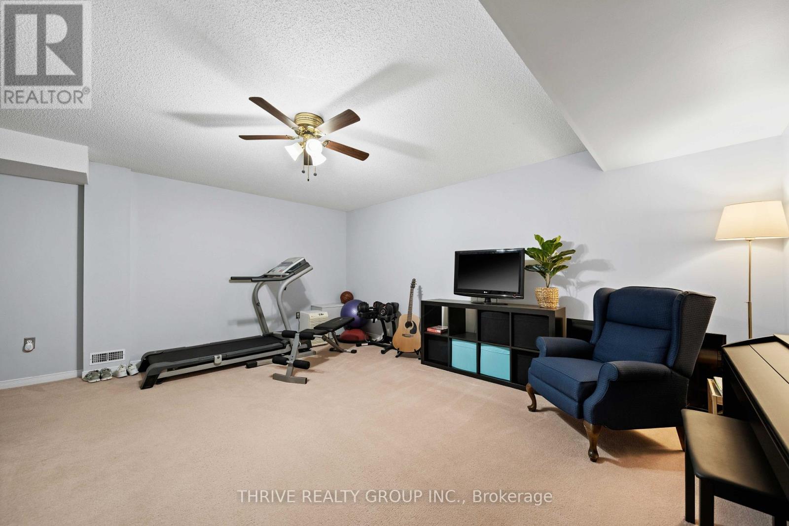 #21 101 BROOKSIDE STREET - Image 37
