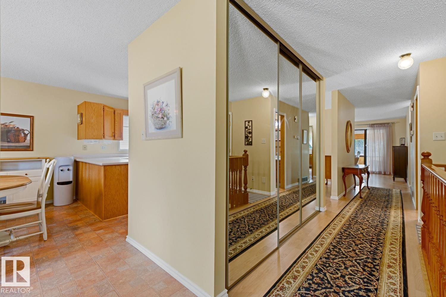 117 OEMING RD NW, Bulyea Heights, Edmonton photo 5
