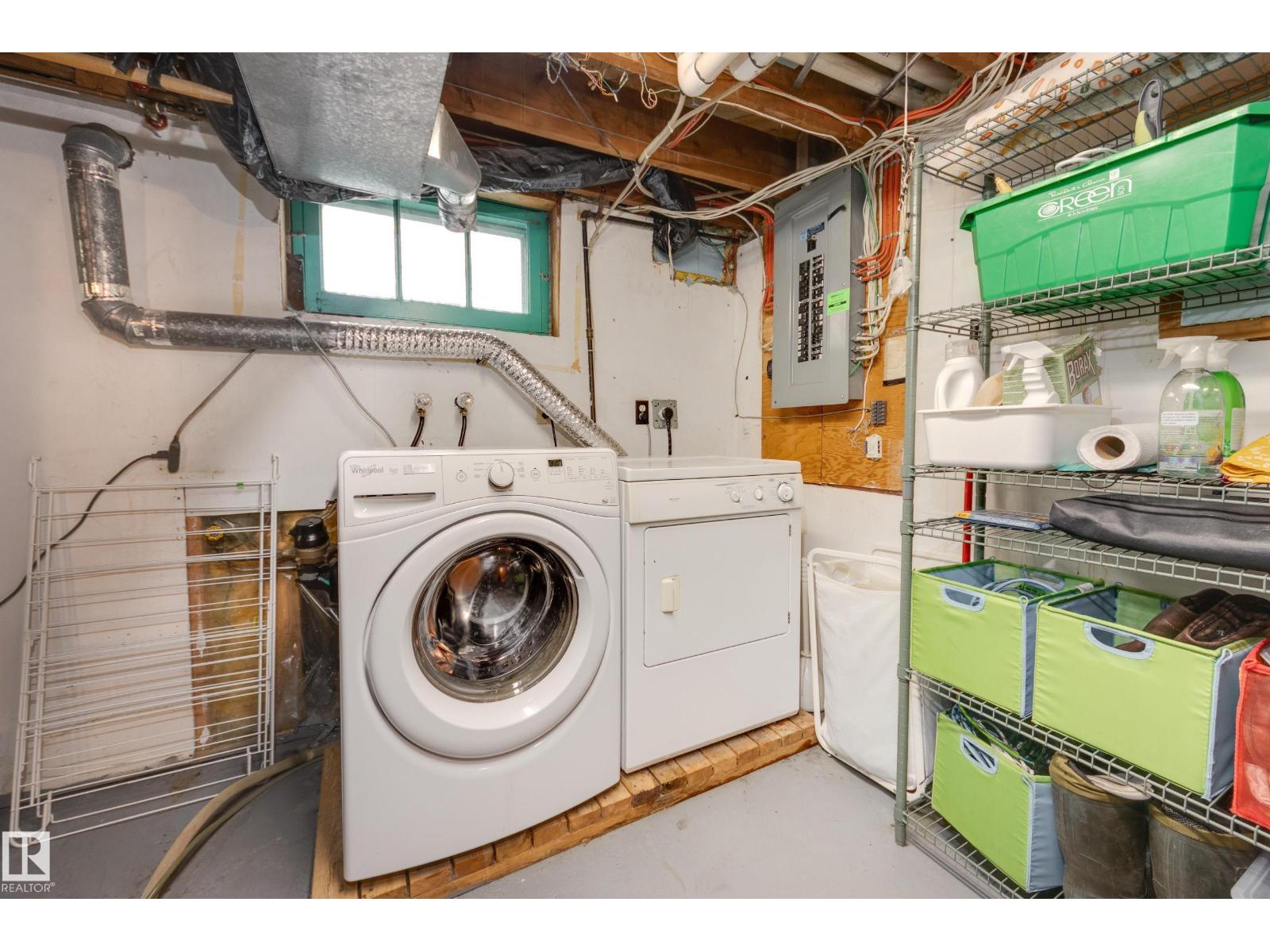 10644 65 AV NW - 32