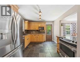 860 London Road, Sarnia, ON N7T4Y2 Photo 17