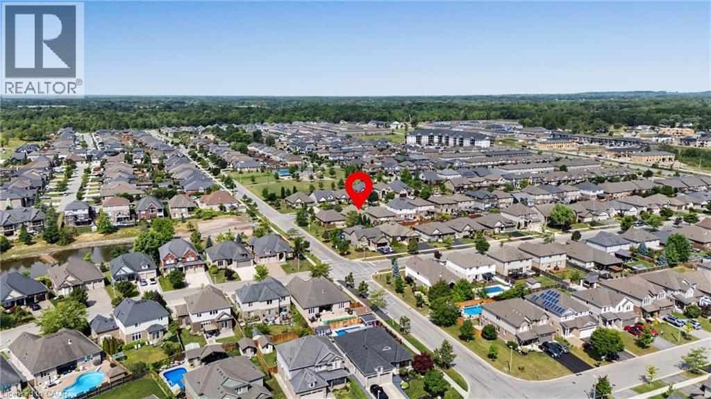 12 SILVERWOOD Avenue - 48