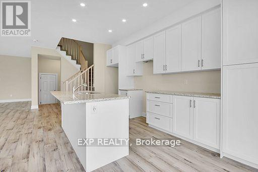 15 REYNOLDS AVENUE - 10