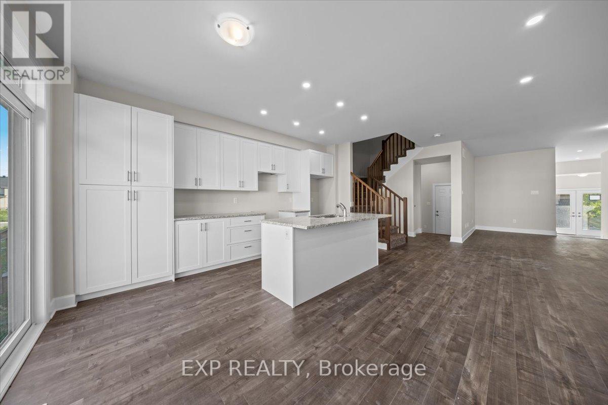 70 EASTWOOD DRIVE - 14