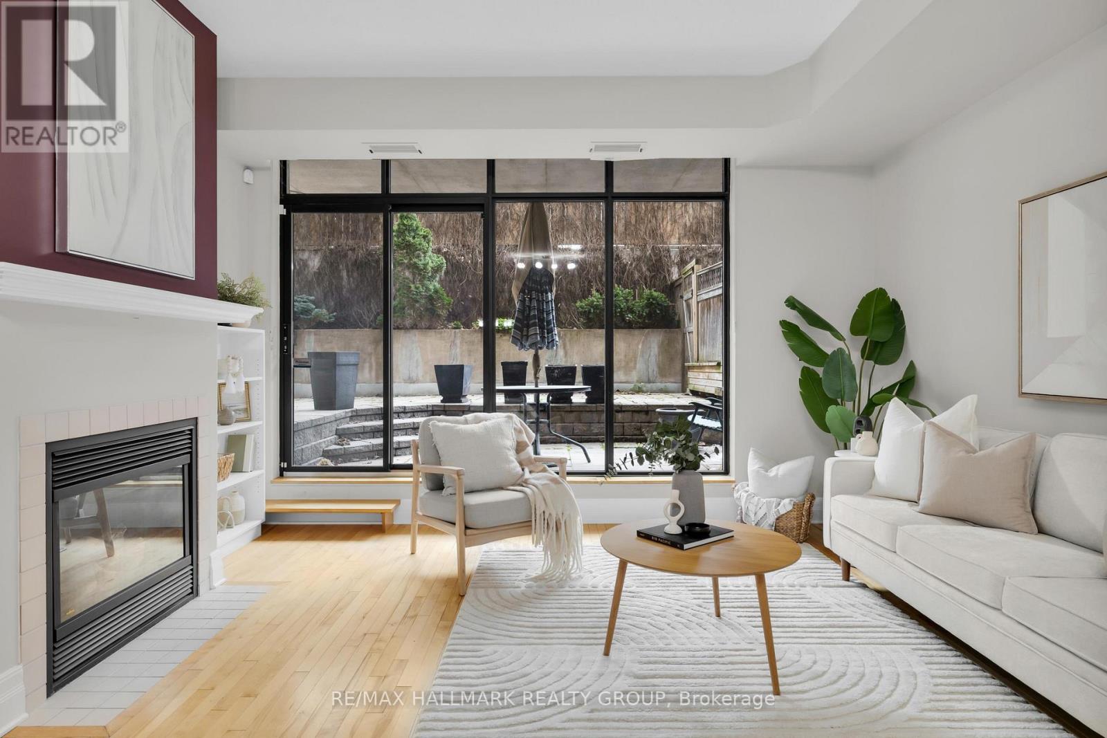 #203 260 BESSERER STREET - 10