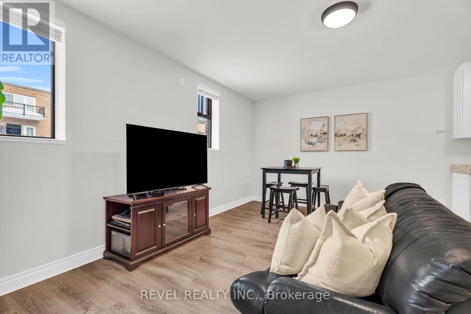 #102 70 FIRST STREET - 4