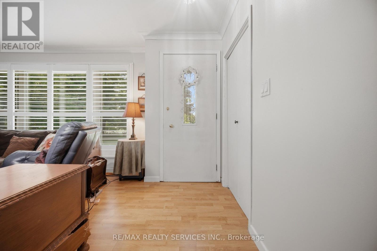 43 MAPLE AVENUE - 9