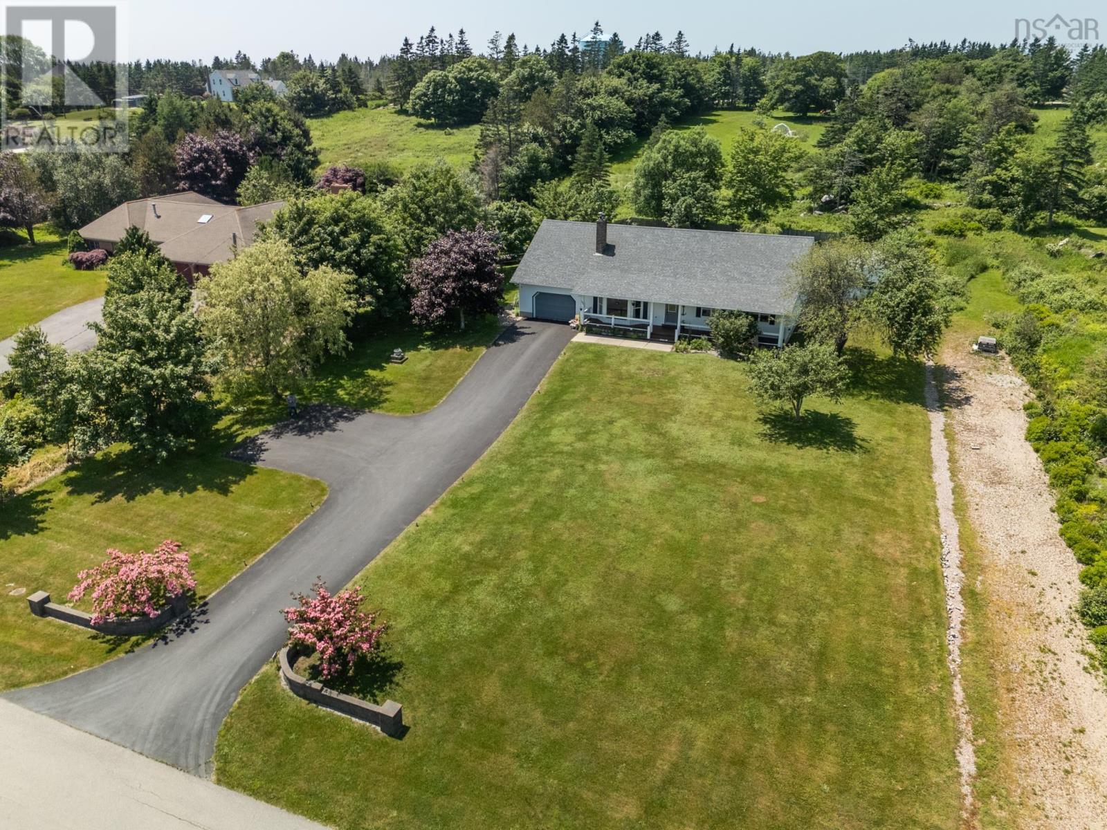 31 Maple Drive