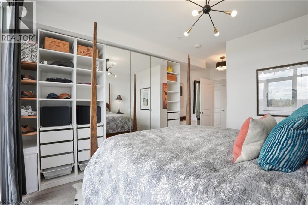 #1014 50 GRAND Avenue S - 19