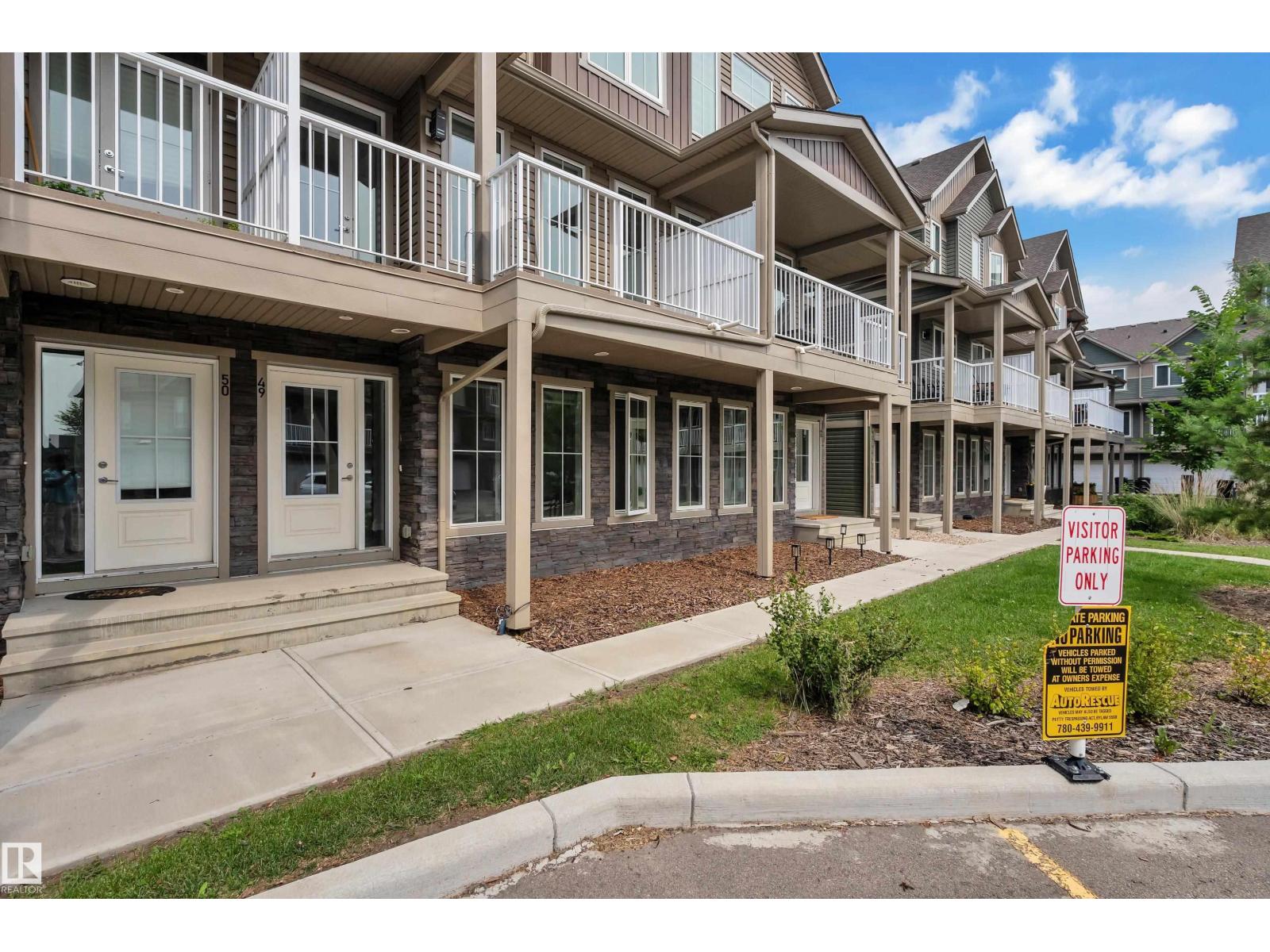 #49 1051 Graydon Hill BV SW SW, Graydon Hill, Edmonton photo 2