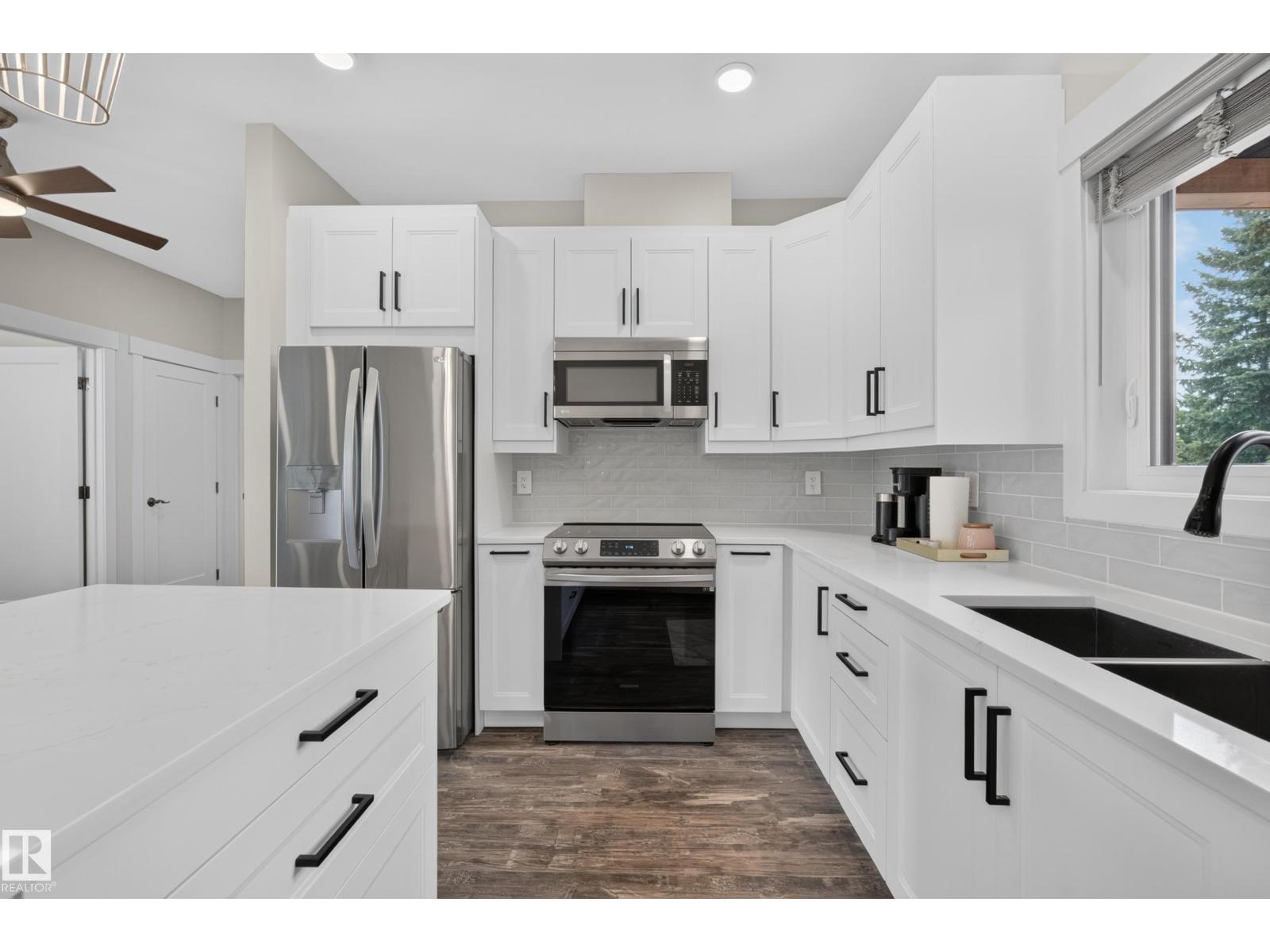 #193 52249 RGE ROAD 233 - 41