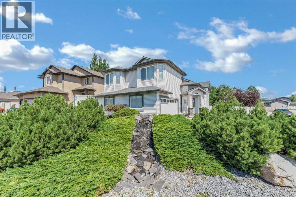 6 Cottonwood Court SW - 2