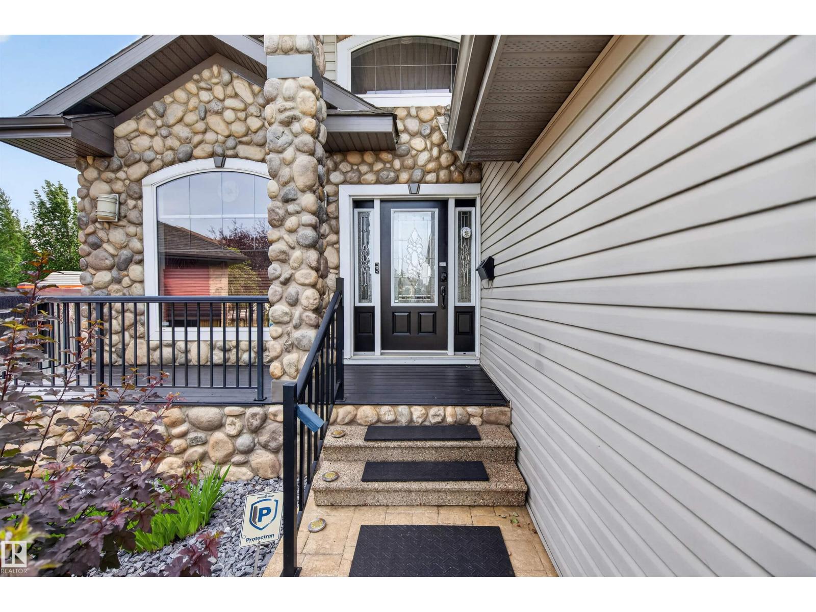 1213 CUNNINGHAM DR SW, Callaghan, Edmonton photo 2