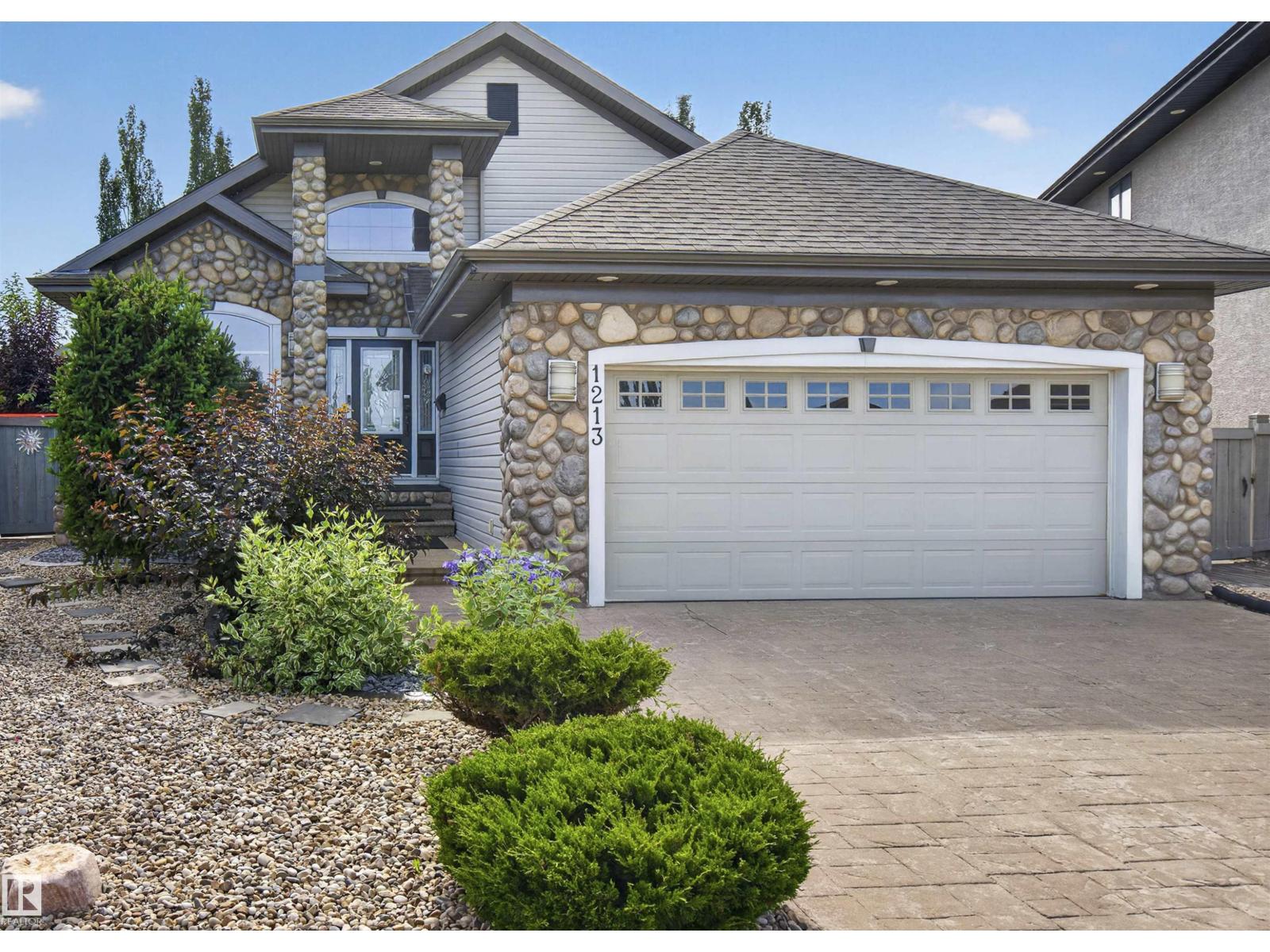1213 CUNNINGHAM DR SW, Callaghan, Edmonton photo 1