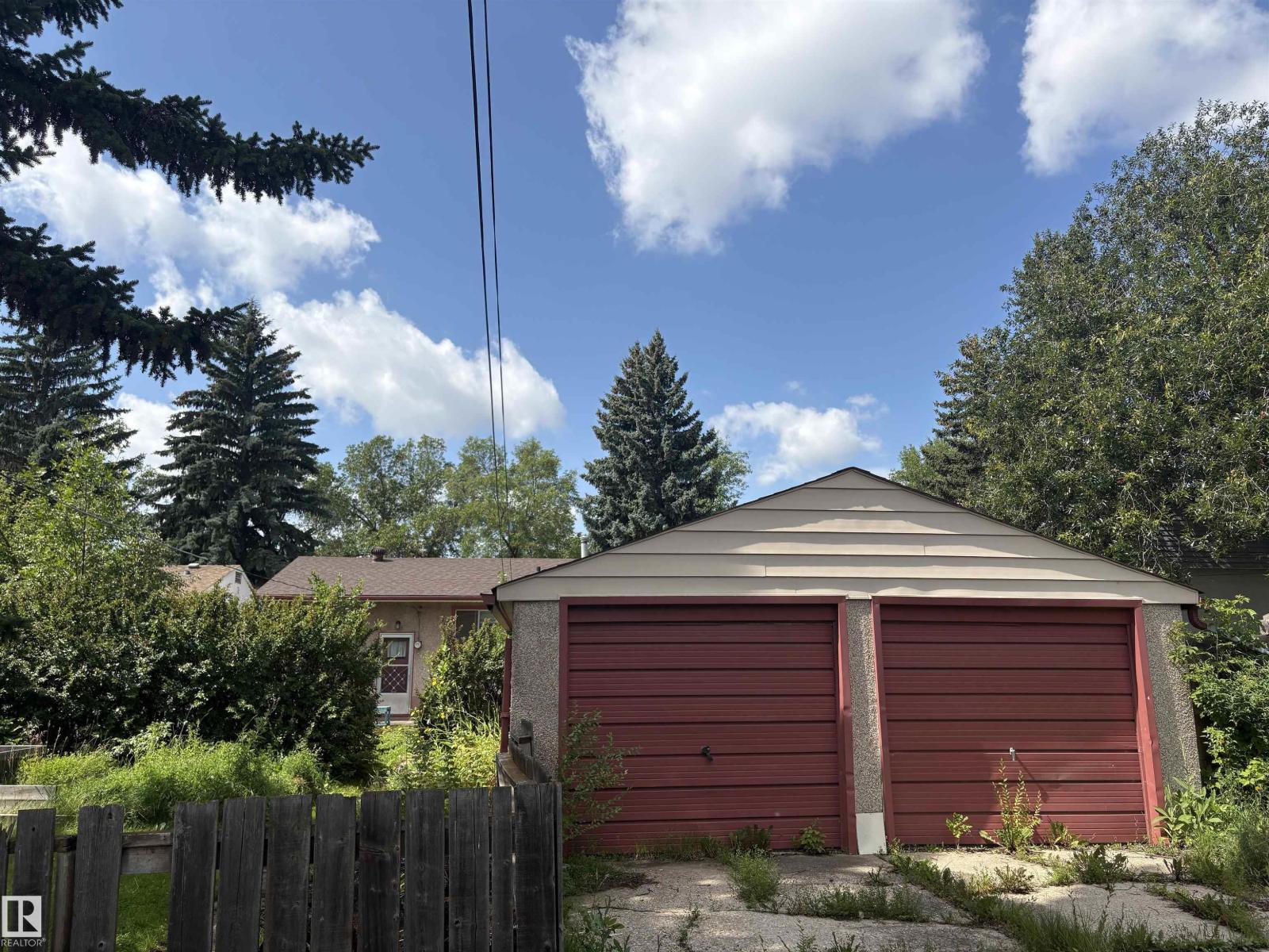 10845 140 ST NW - Image 12